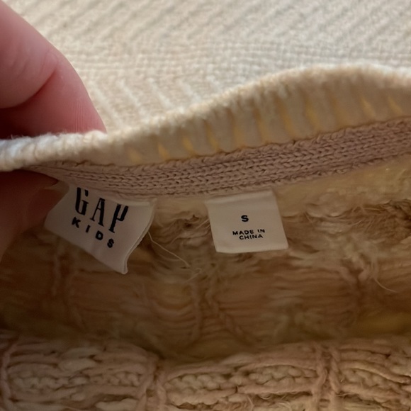 Gap girls fair isle pink sweater - Picture 4 of 5